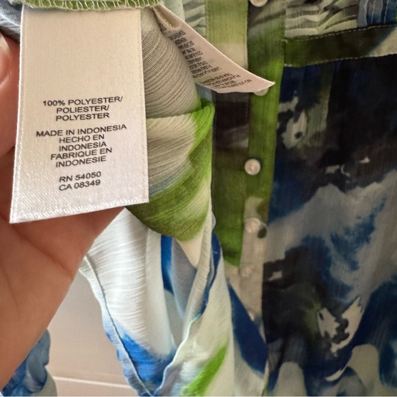 Button down Blouse - Picture 9 of 11